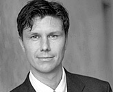 Freelance writer and journalist Stefan Bähre 